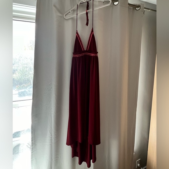 Express Halter Dress - Picture 2 of 5